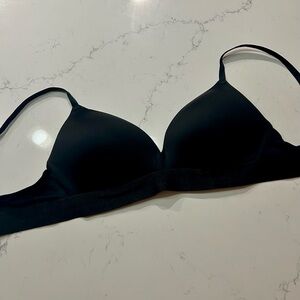 Victoria’s Secret Black “Wear Everywhere” Wireless Push-Up Bra - Women’s 38C
